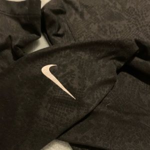 Nike leggings